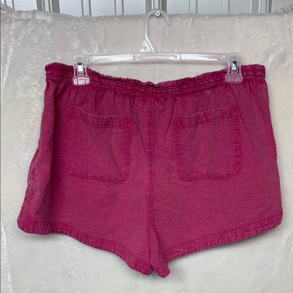 Time & Tru Women's Pink Casual Shorts - Picture 4 of 6